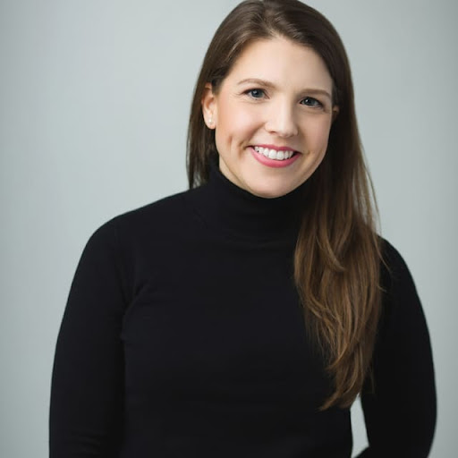 image of Véronik Demers